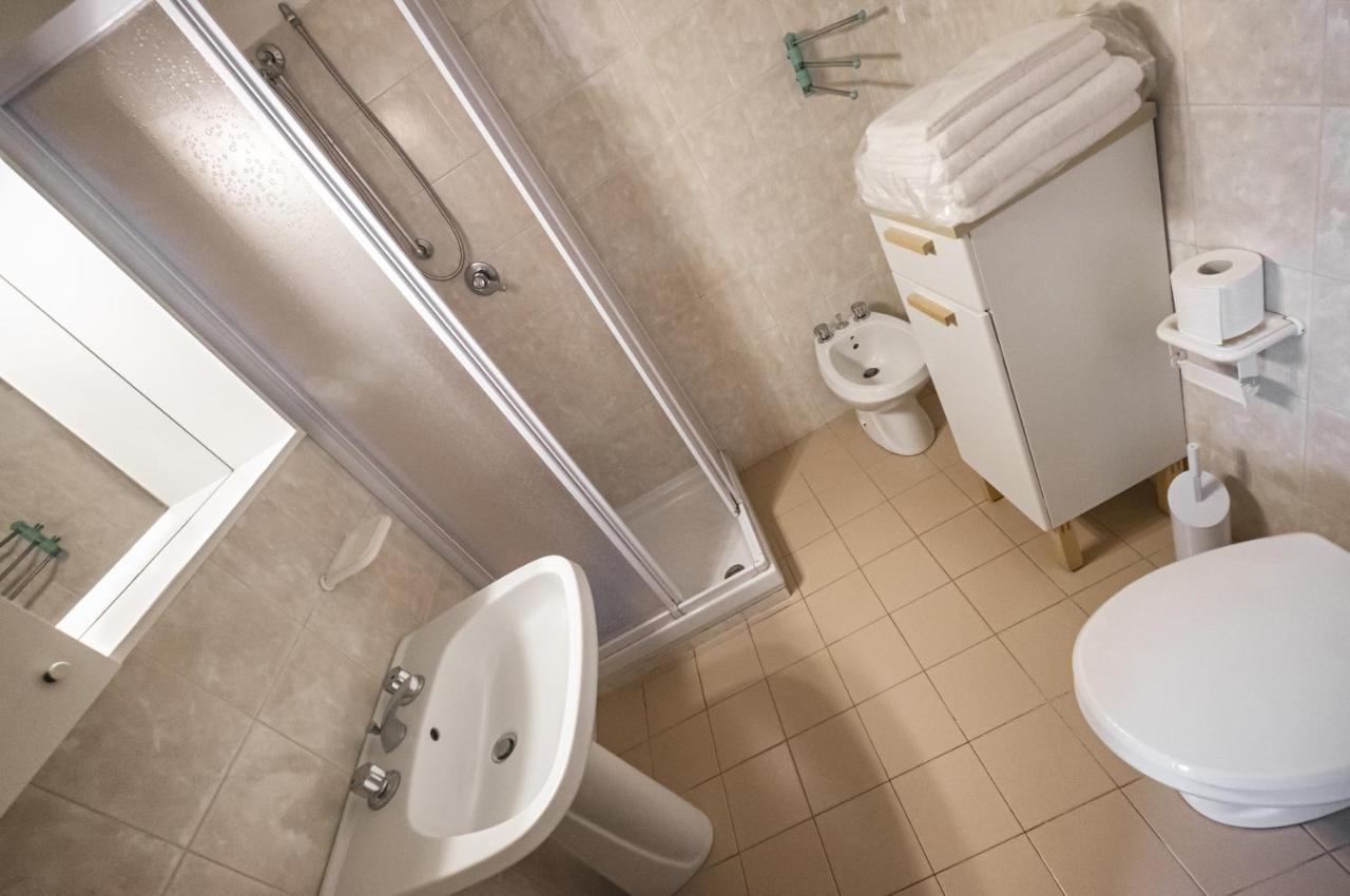 Tinetto Brezza Di Mare Appartement Deiva Marina Buitenkant foto